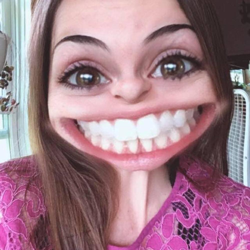 Meet your Posher, Holly